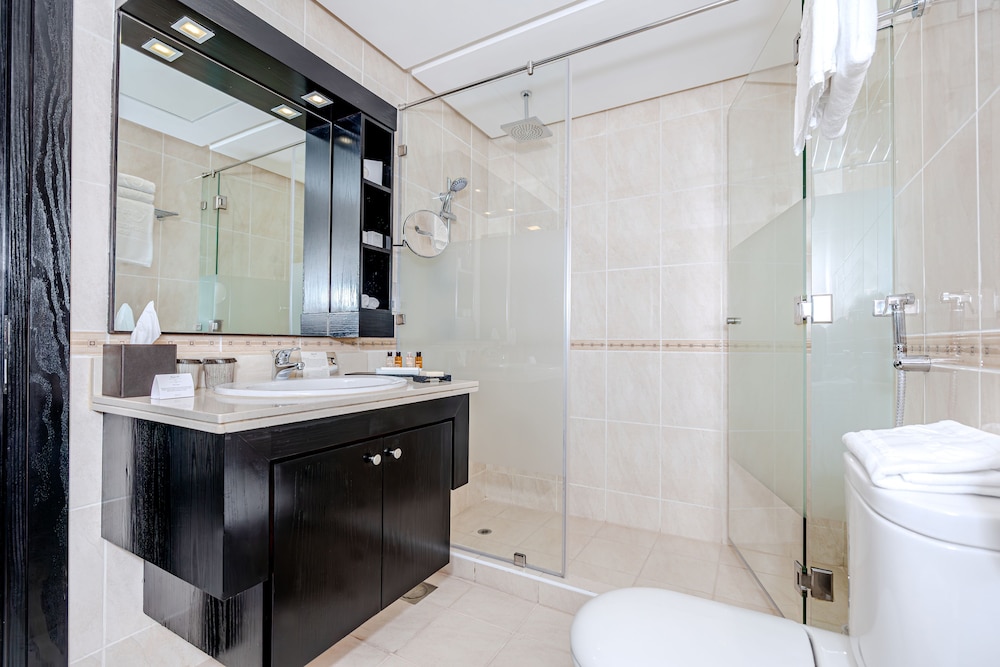 Suite (Premier One Bedroom) photo 2