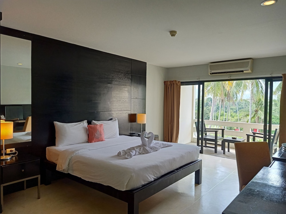 Deluxe Double or Twin Room, Balcony - Photo 10