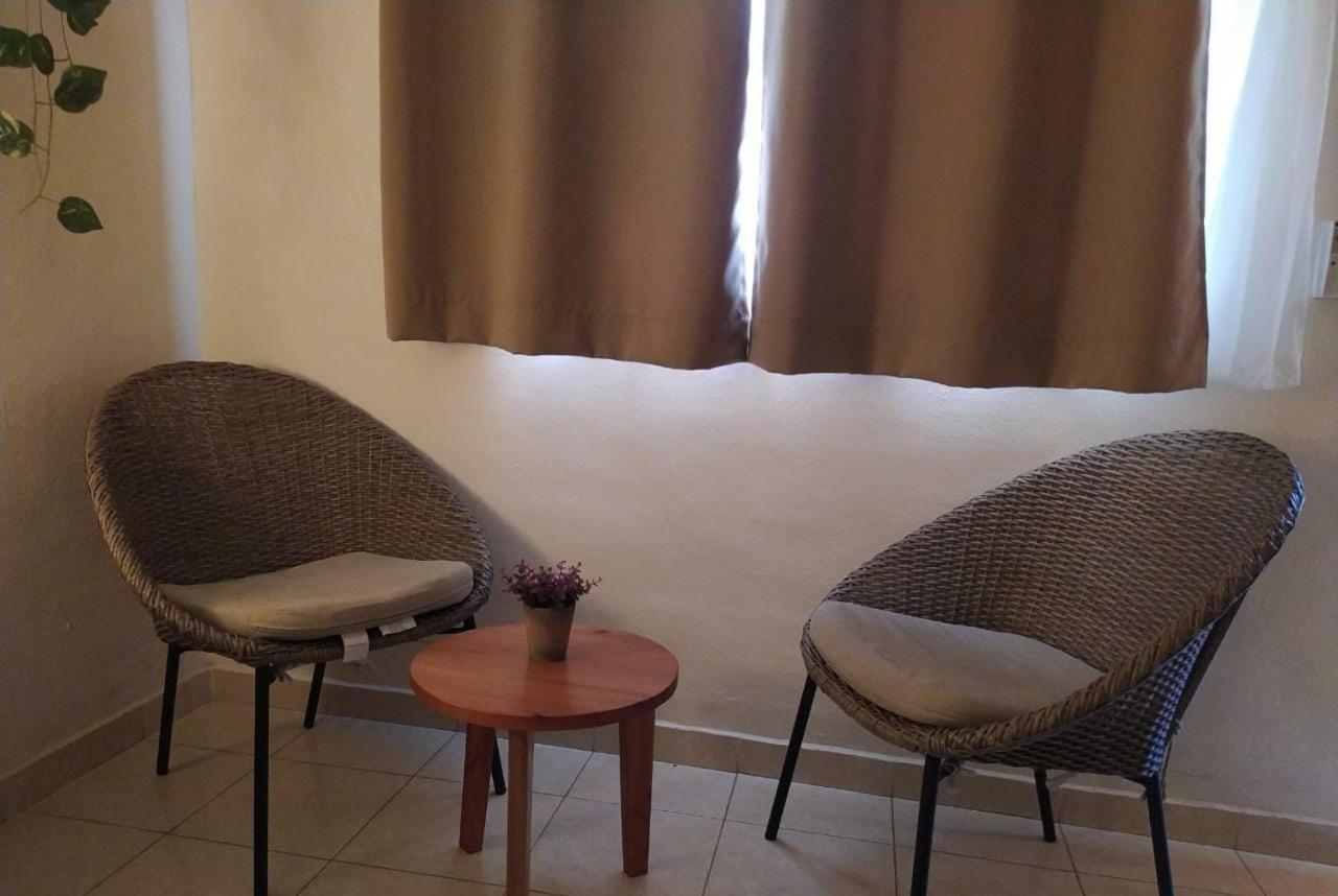 Double Room - Photo 8