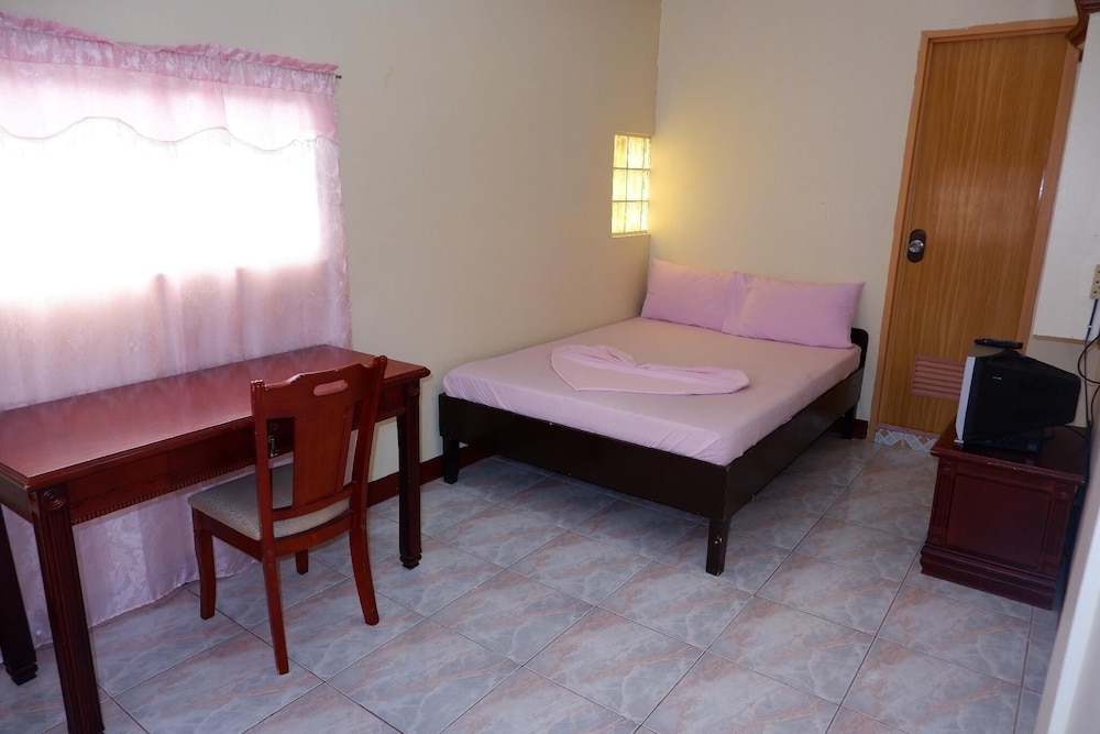 Economy Room, 1 Bedroom, Balcony, Partial Sea View photo 1