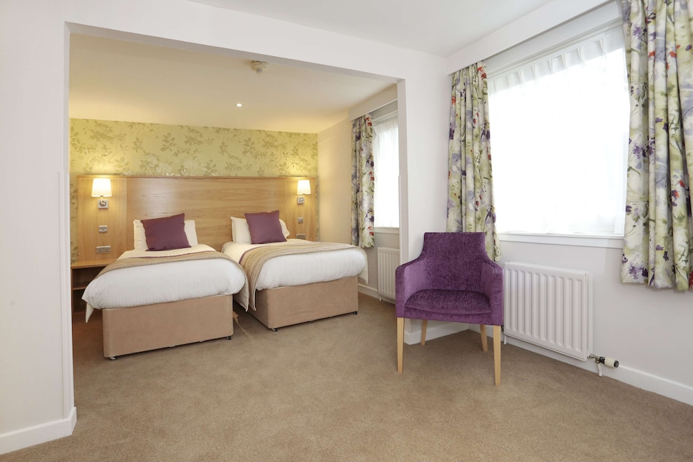 Standard Room, Multiple Beds, Non Smoking photo 2