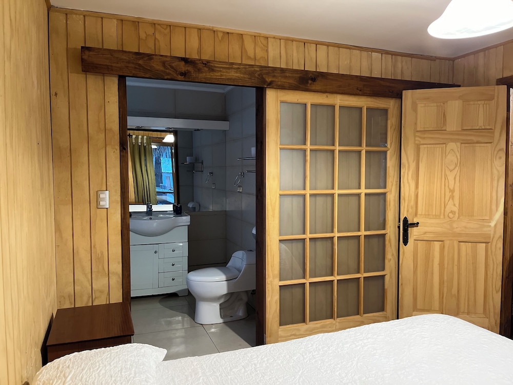 Cabin, 3 Bedrooms, Pets Allowed, Garden View photo 2