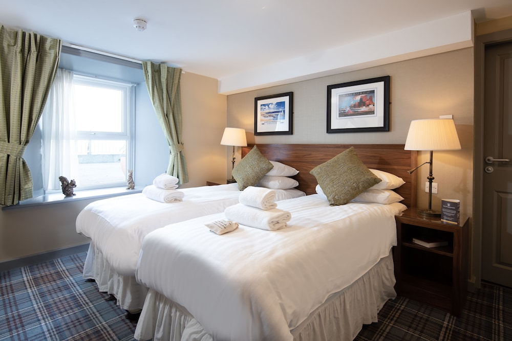 Accessible Double or Twin Room photo 3