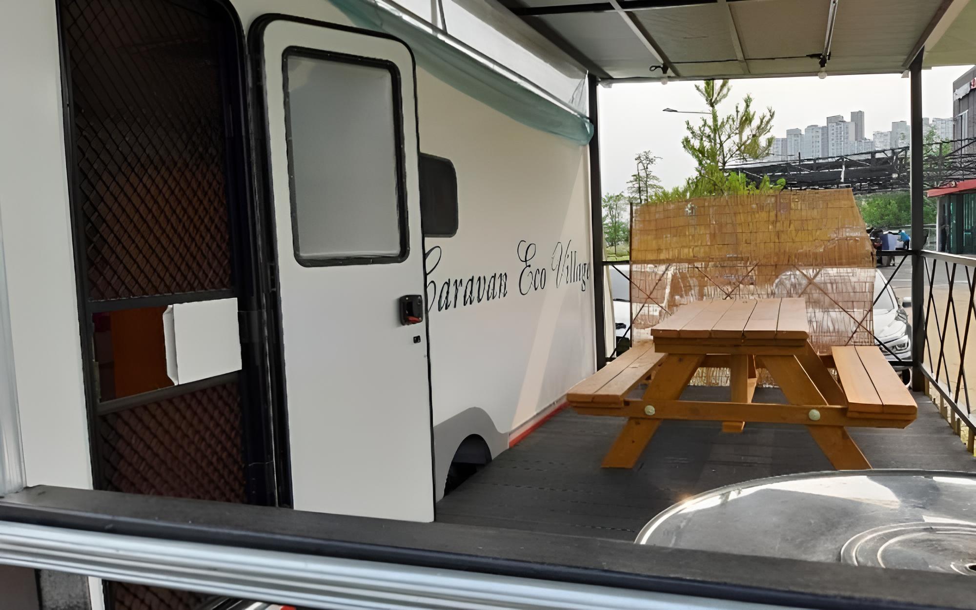 Room (Caravan 5 (Barbecue Set + Breakfast +) photo 3