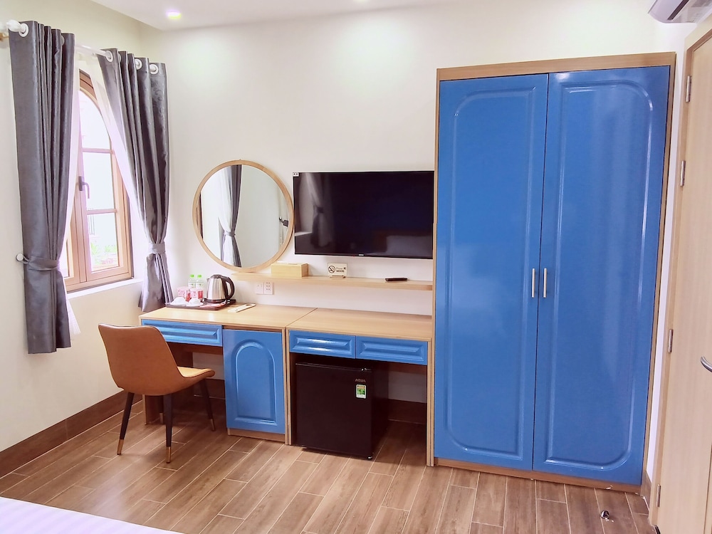 Deluxe Double Room, City View