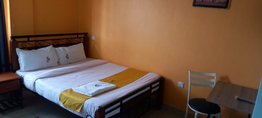 Deluxe Double Room photo 2