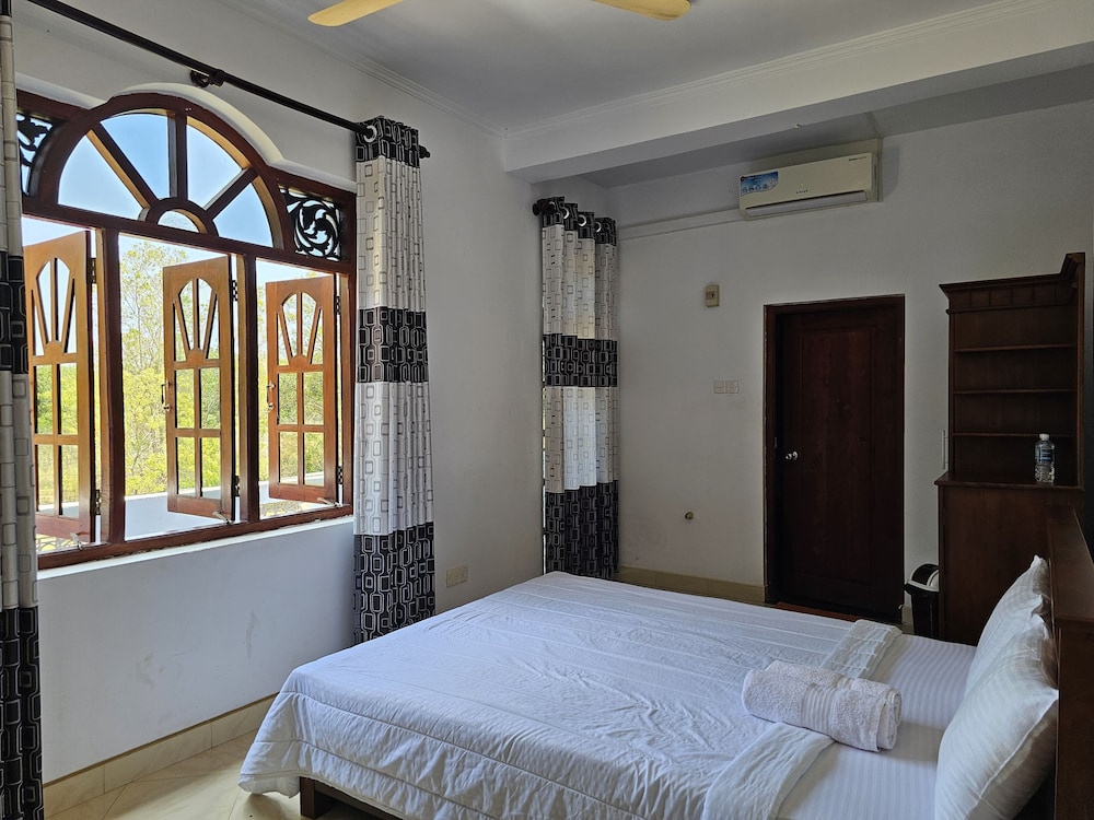 Lake View Deluxe Double Room