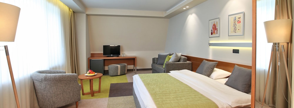 Superior Room - Photo 7