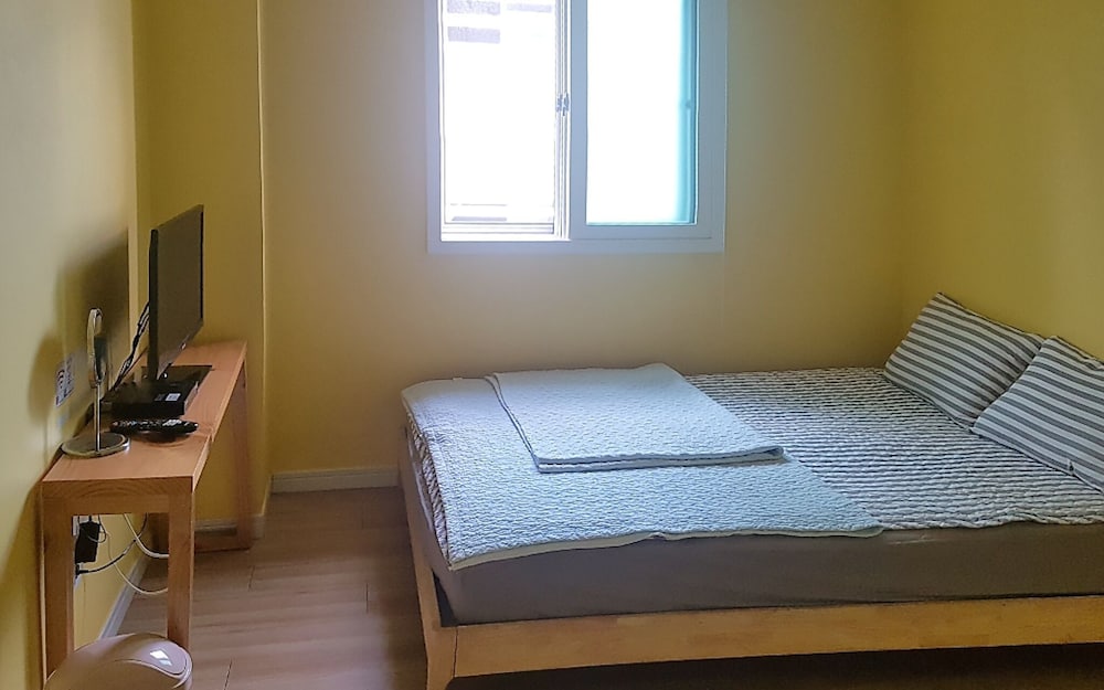 Room (Couple Room 302)