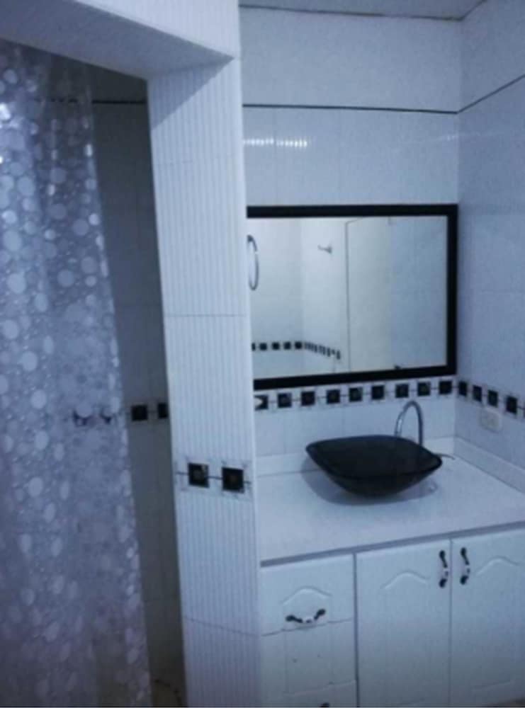 Standard Quadruple Room, Multiple Beds photo 2