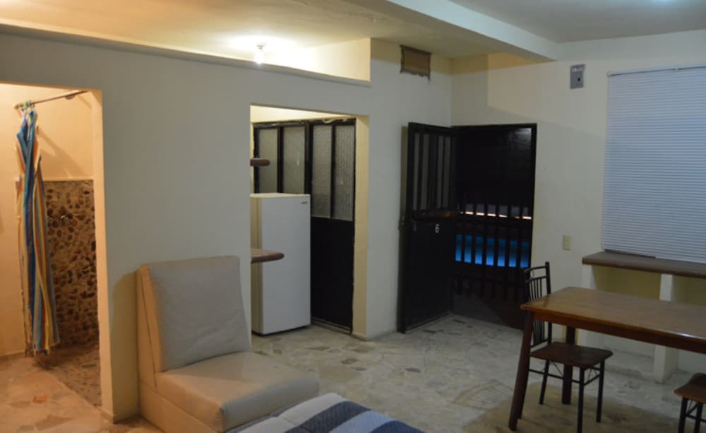 Traditional Room, 1 Double Bed, Accessible, Non Smoking photo 3