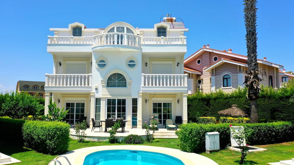 Family Villa photo 3
