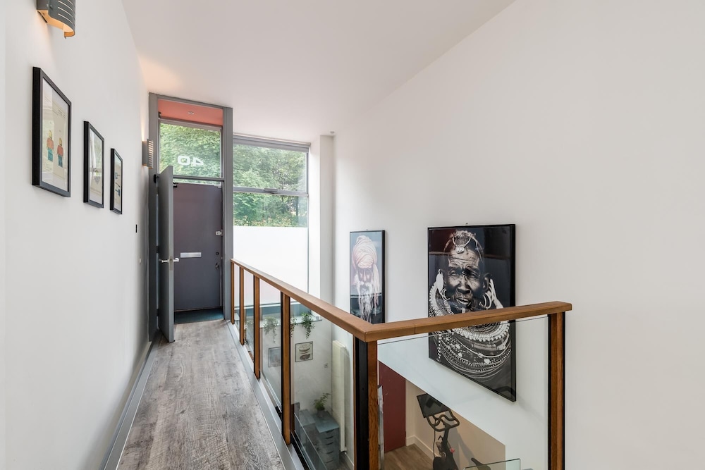 Lyxigt Arkitektritat Hem, Bild 13