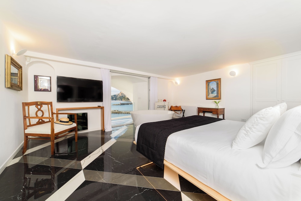 Superior Room, Sea View