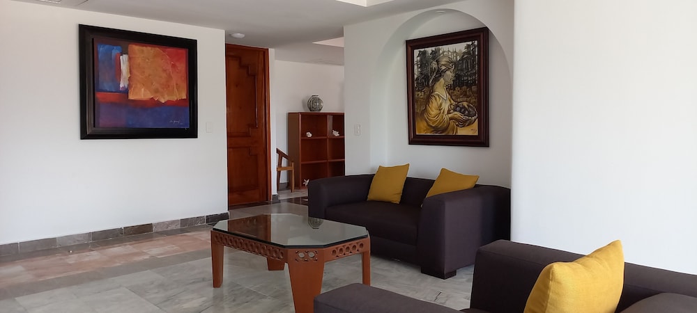 Two Bedroom Ocean View with Pool - Photo 24