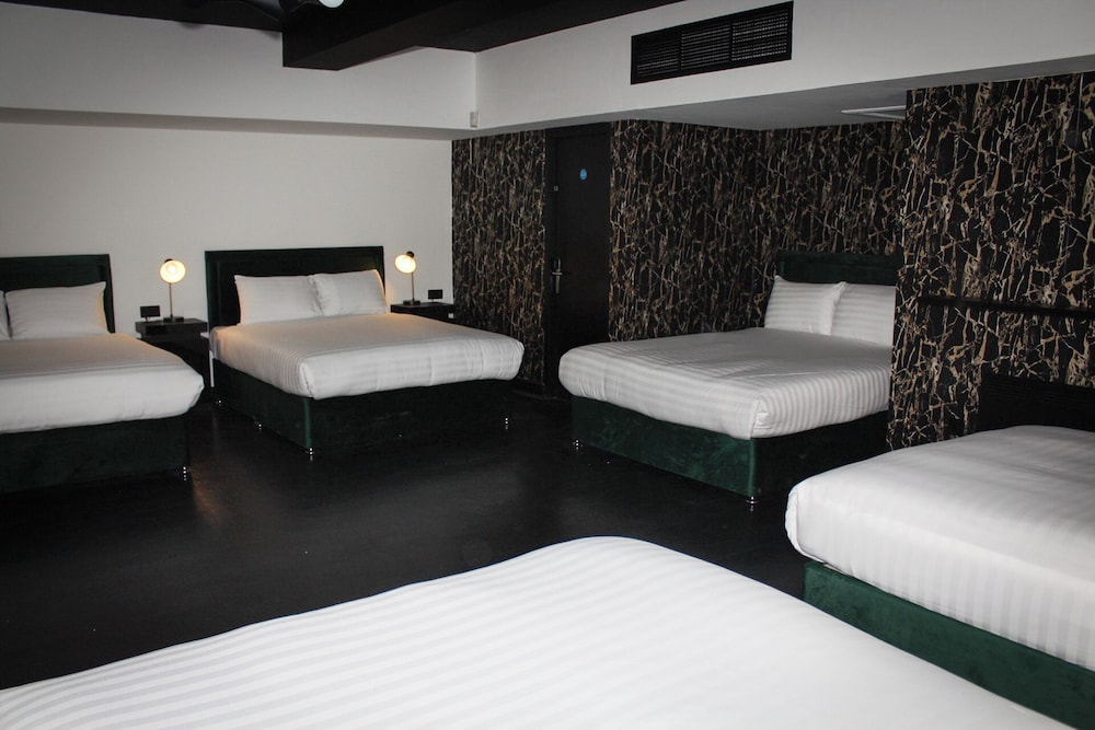 Elite Room - Photo 3