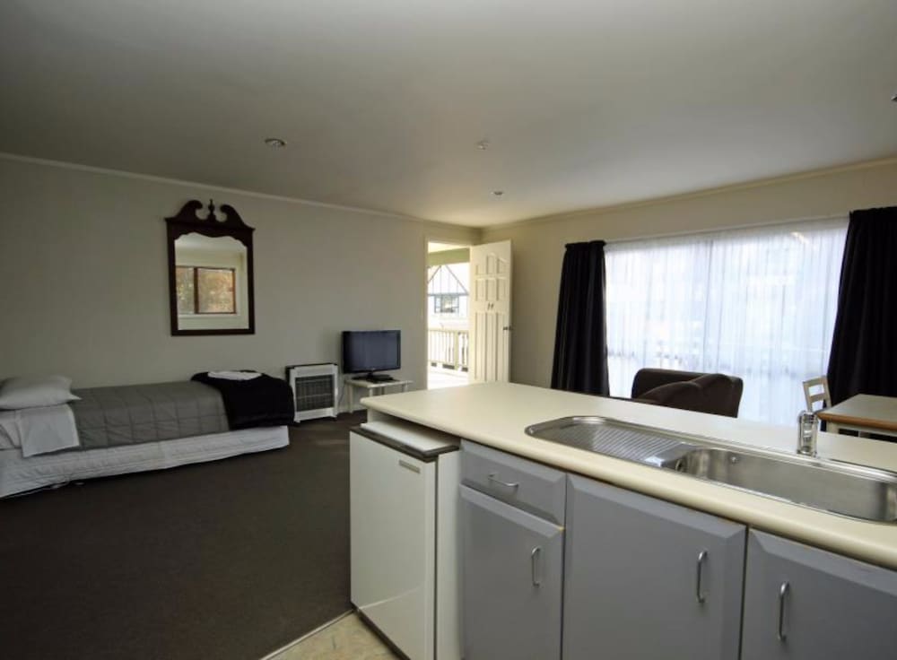 Executive Suite photo 2