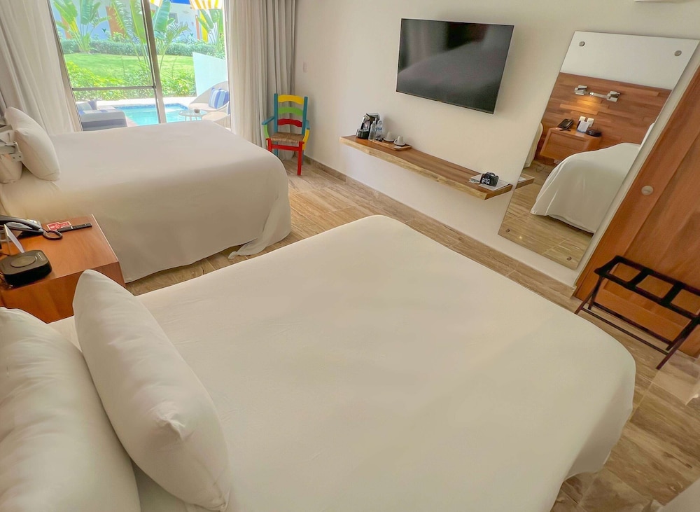Vibe, 2 Queen size bed, non-smoking