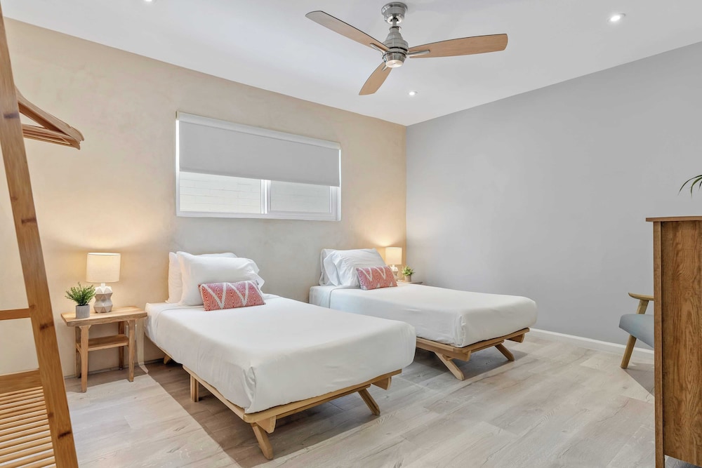 House (4 Bedrooms) photo 3