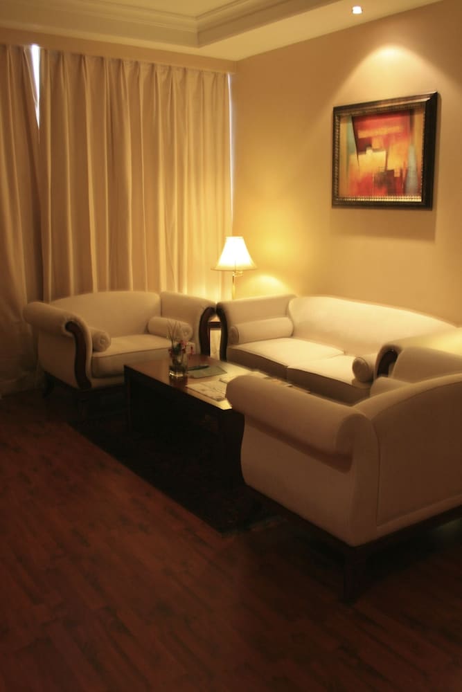 Trianon Hotel — photo 95
