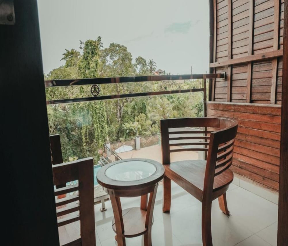 Wooden Suite Room - Photo 4