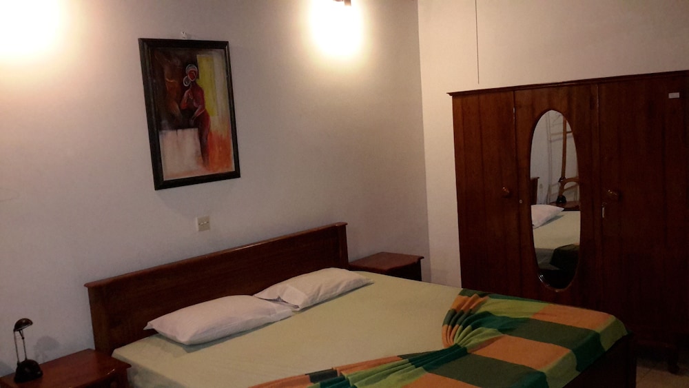 Deluxe Triple Room photo 3