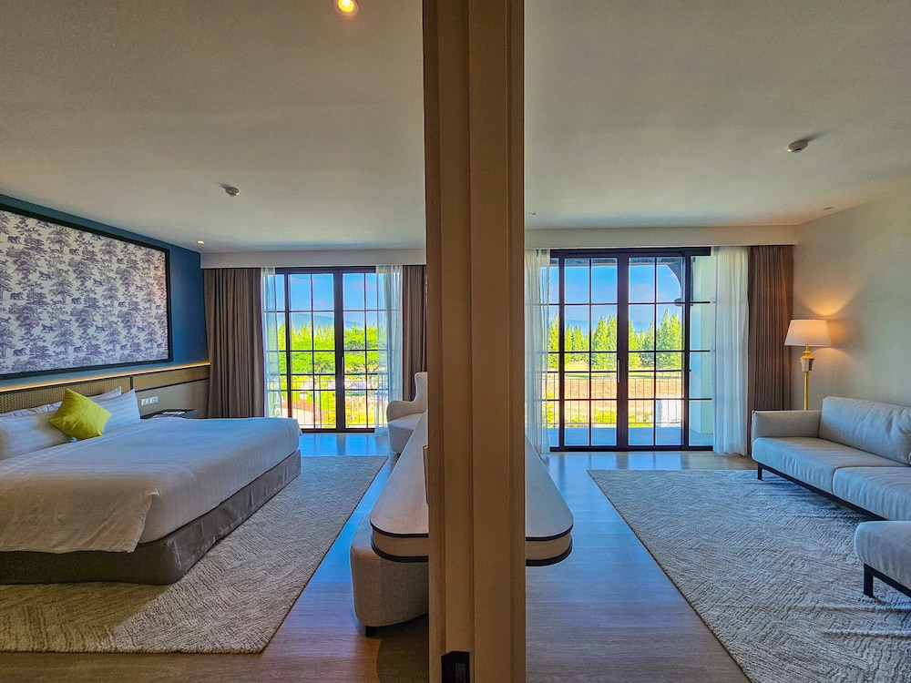 Suite (King bed) - Photo 7