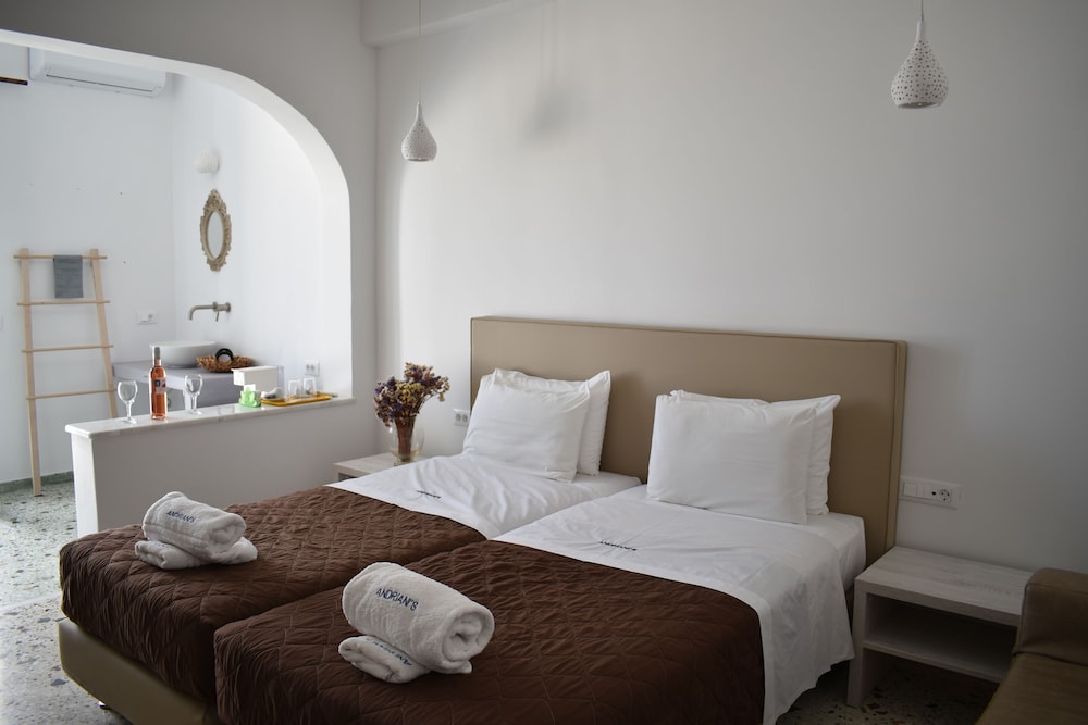 Signature Twin Room, Sea View