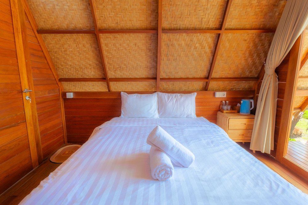 Executive Room - Photo 5