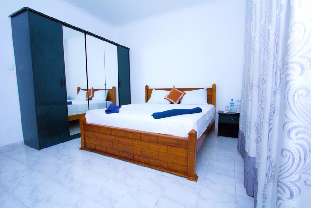 Triple Room, Accessible, Pool View