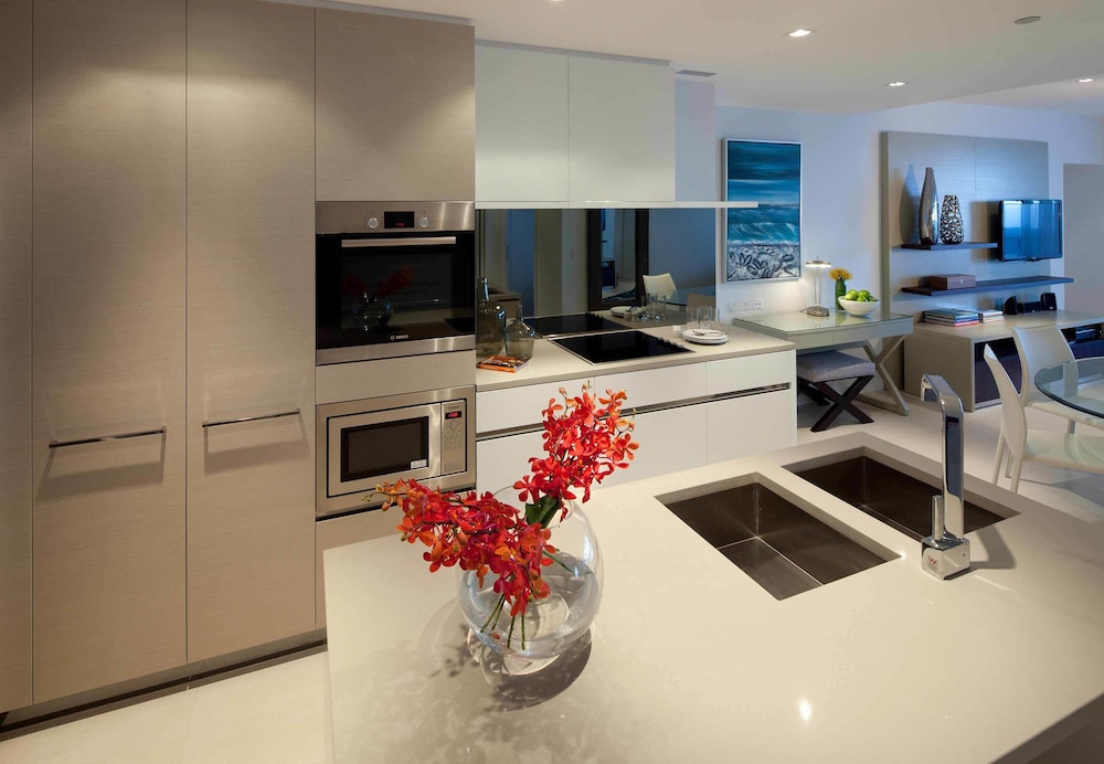 3 Bedroom Ocean View Apartment - Photo 6