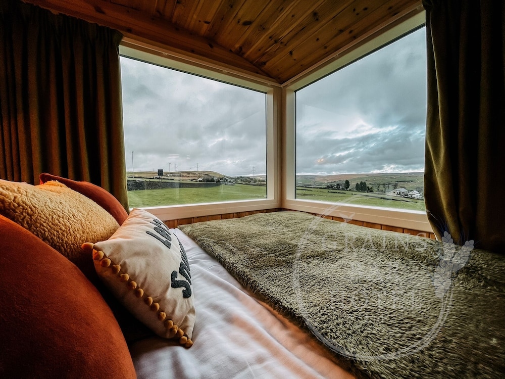 Deluxe Cabin photo 3