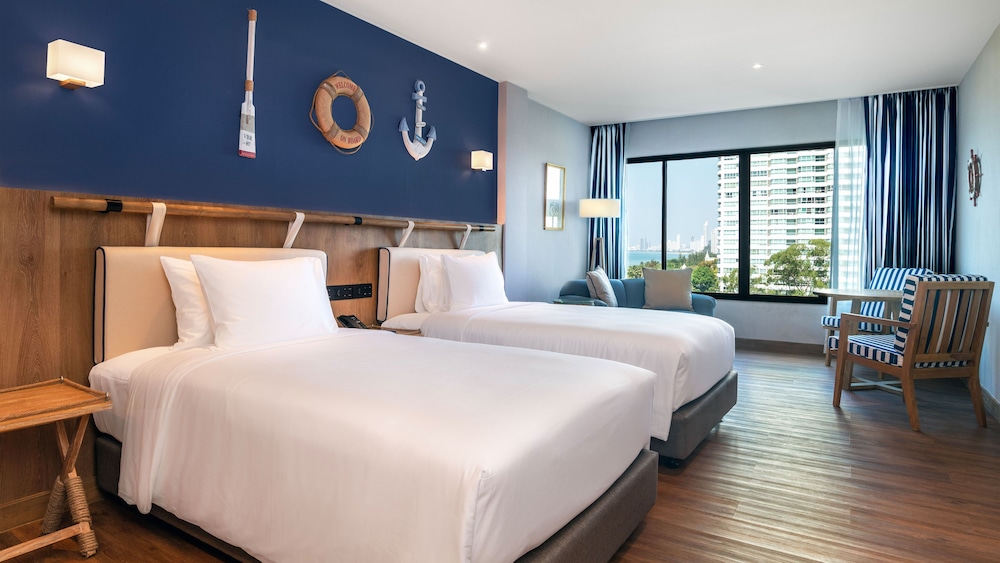 Deluxe Room, 2 Twin Beds - Photo 1