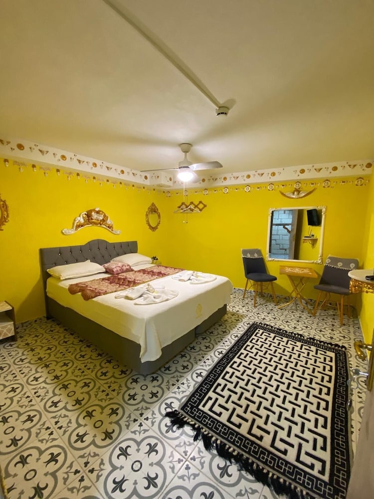 Economy Double Room, No Windows, Ground Floor
