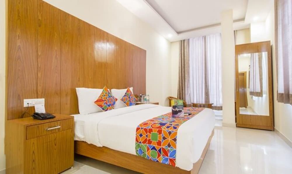 Deluxe Room - Photo 1
