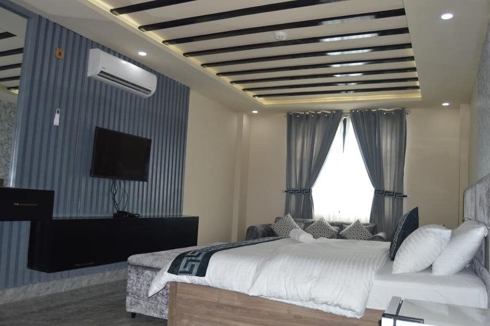 Deluxe Double Room photo 2
