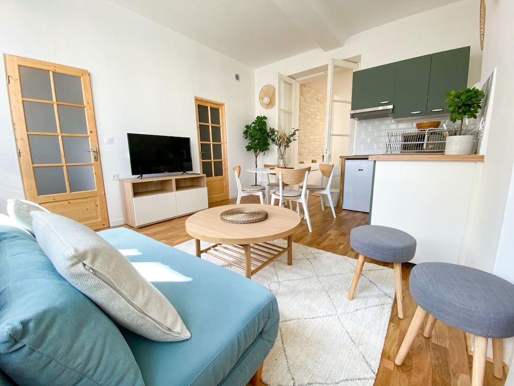 Premium Apartment, Private Bathroom, City View photo 1