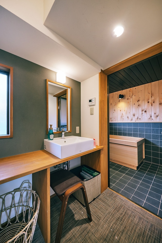 Sarugakuan Bldg. [Kawazu], Room Rental, Non Smoking, (Shuttle Service From Front Desk Bldg. [0.7km]) photo 2