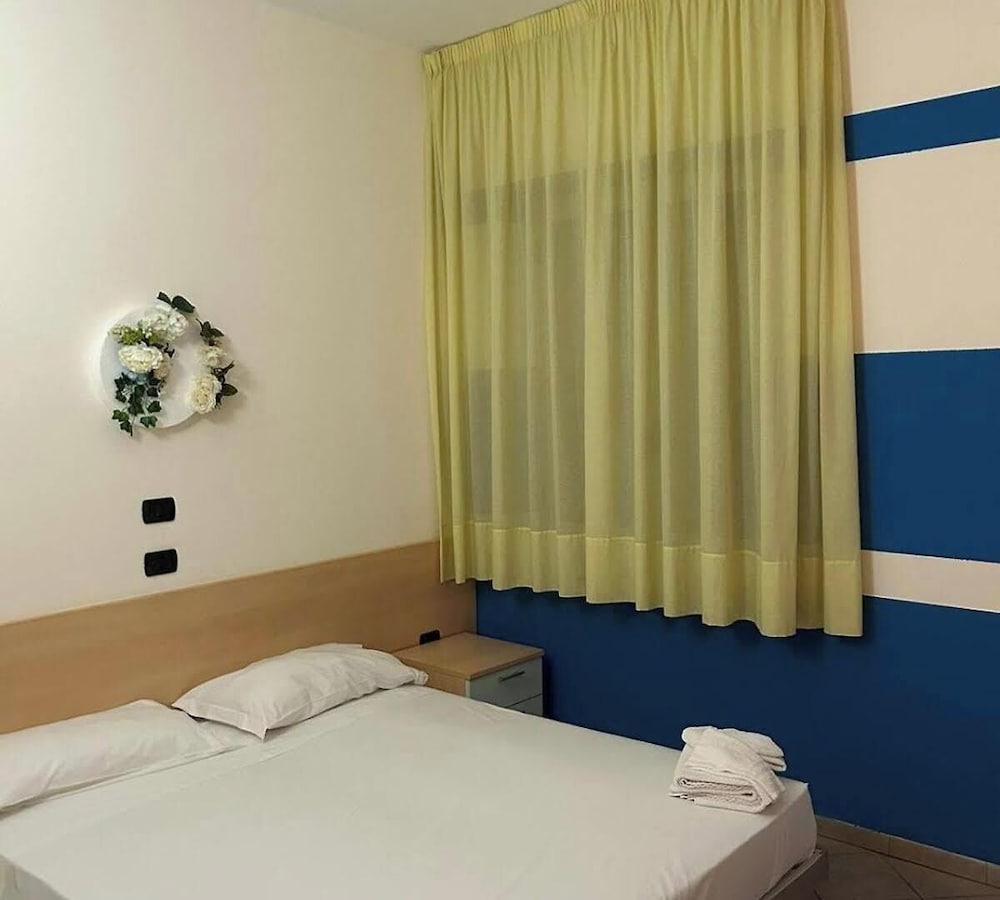Quadruple Room, Sea View