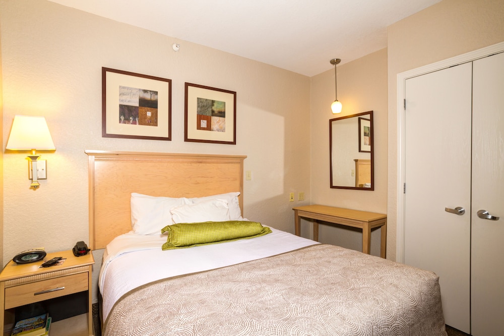 Suite, 1 Bedroom, Non Smoking - Photo 2
