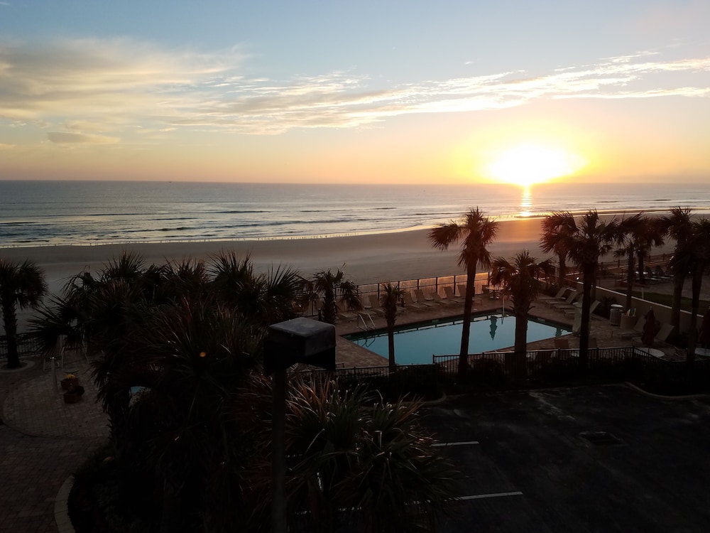 Standard Room, 2 Queen Beds, Kitchen, Oceanfront - Photo 16