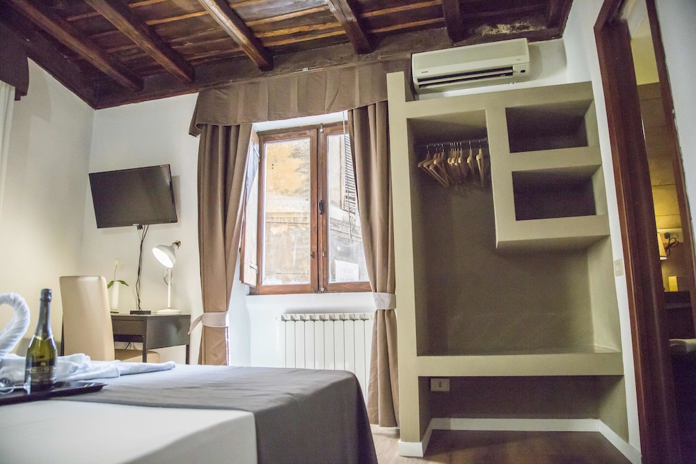 Superior Double Room, 1 Bedroom, Kitchenette, City View photo 3
