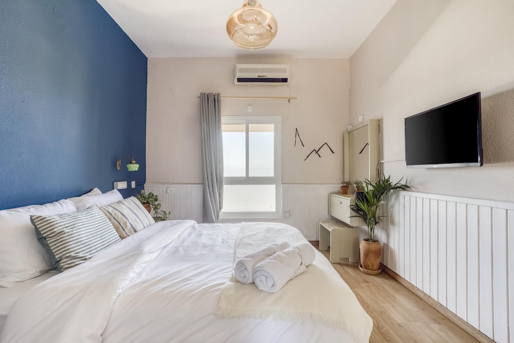 Standard Room - Photo 1