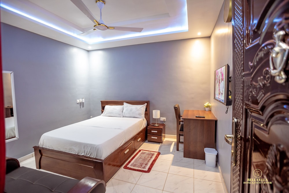 Standard Room photo 2