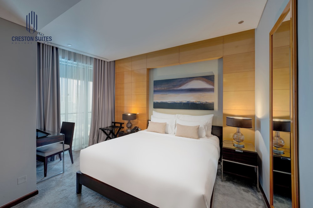 Downtown Luxury 1BR  Mall View, Pool, Parking F photo 2