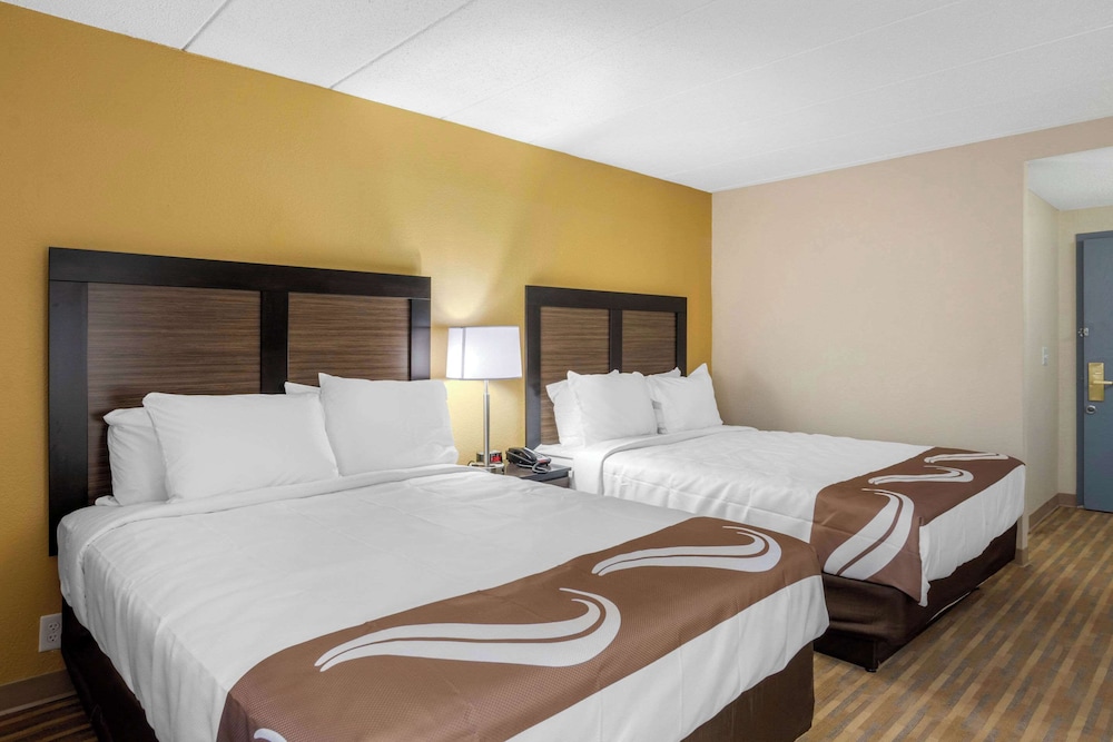 Basic Suite, 2 Queen Beds, Non Smoking photo 1