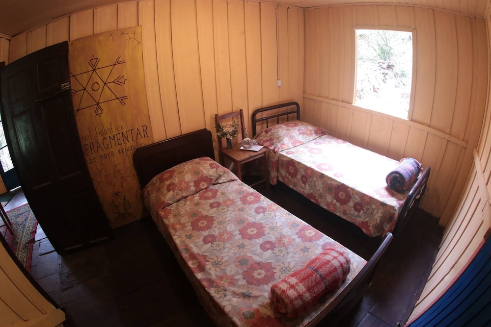 Quarto 3 (Casa Ingá Hostel) photo 1