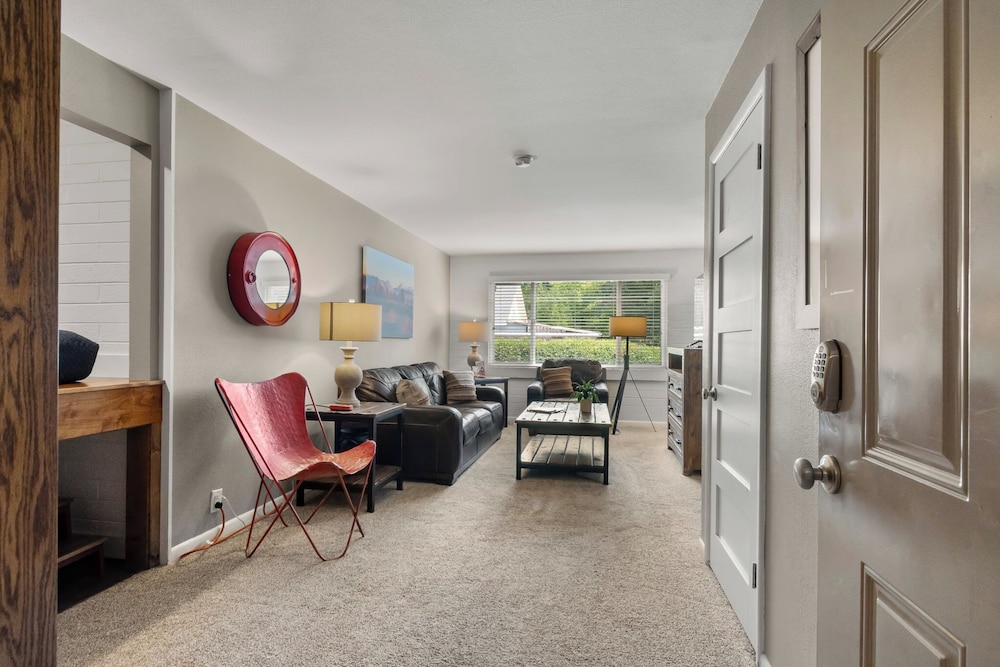 Condo photo 3