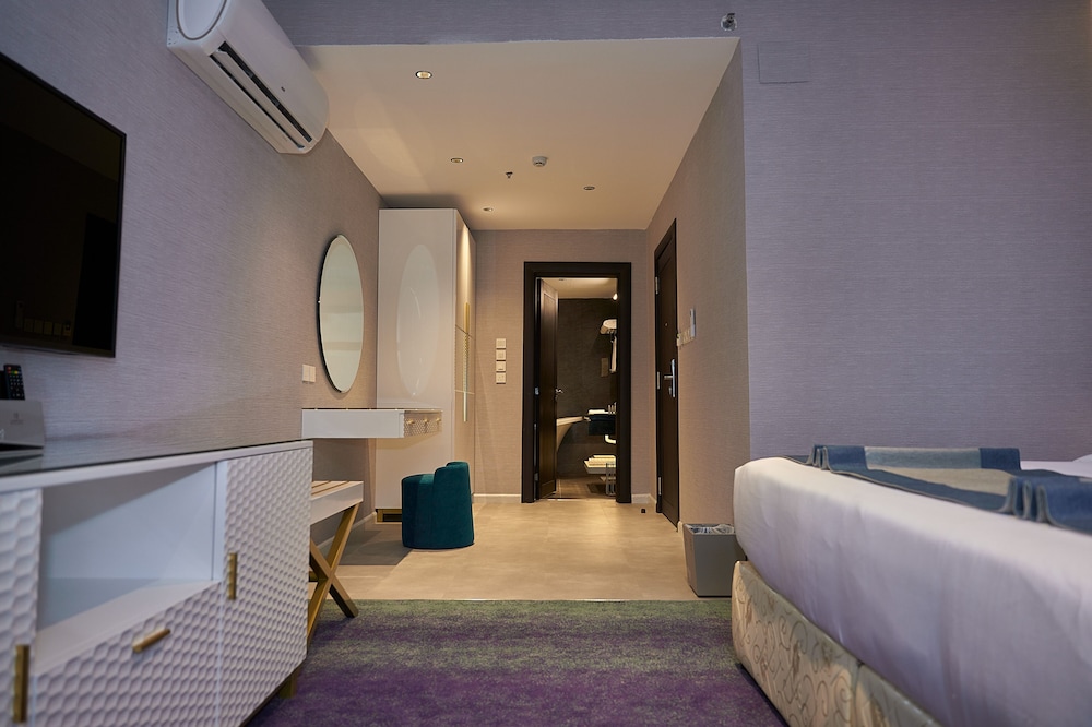 Classic Double or Twin Room - Photo 5
