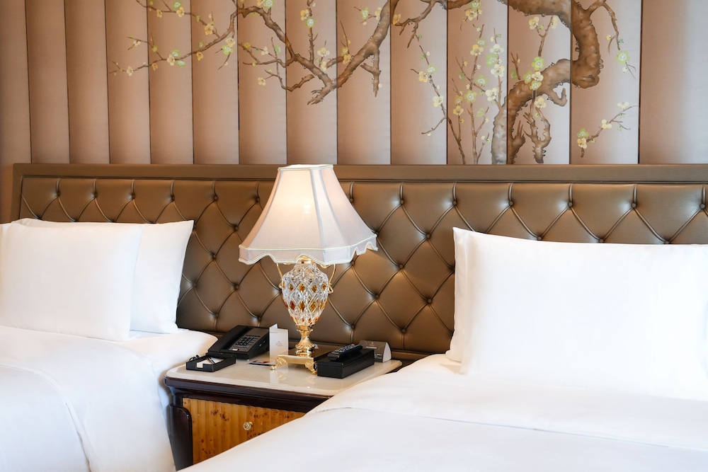 Executive Twin Room with Donghu View photo 3